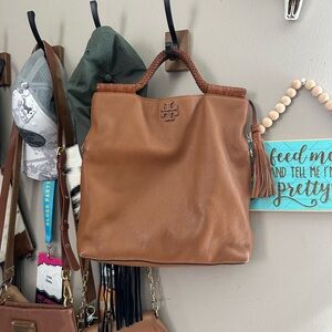 Tory Burch Tan Leather Tote/beautiful